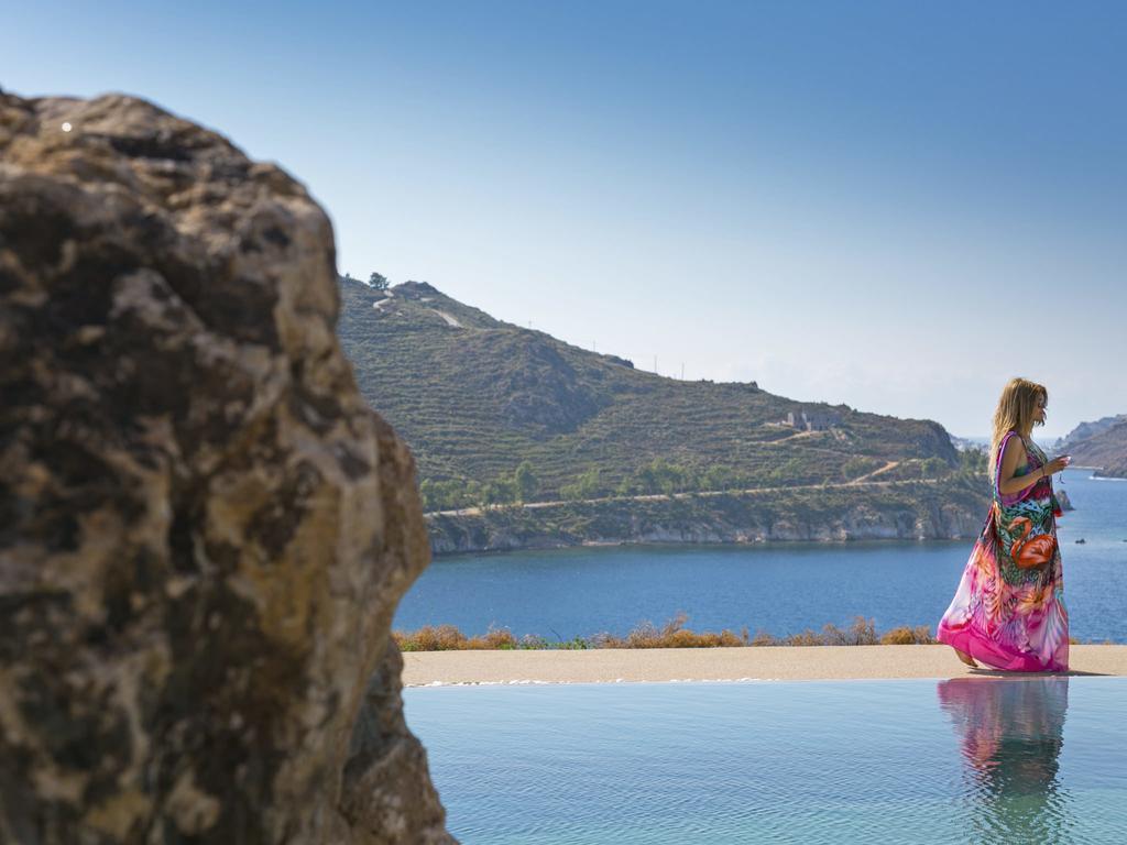 Eirini Luxury Hotel Villas Grikos Bay  Ngoại thất bức ảnh