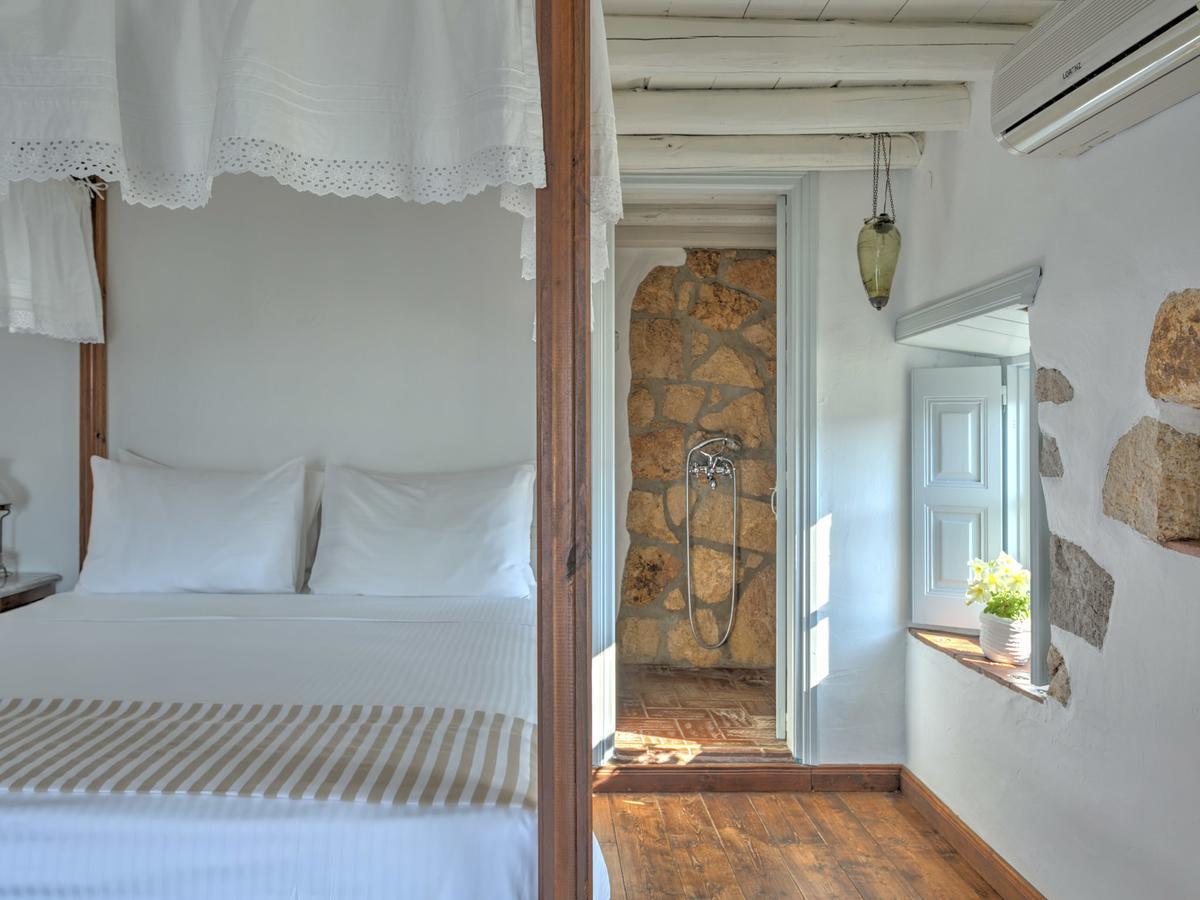Eirini Luxury Hotel Villas Grikos Bay  Ngoại thất bức ảnh