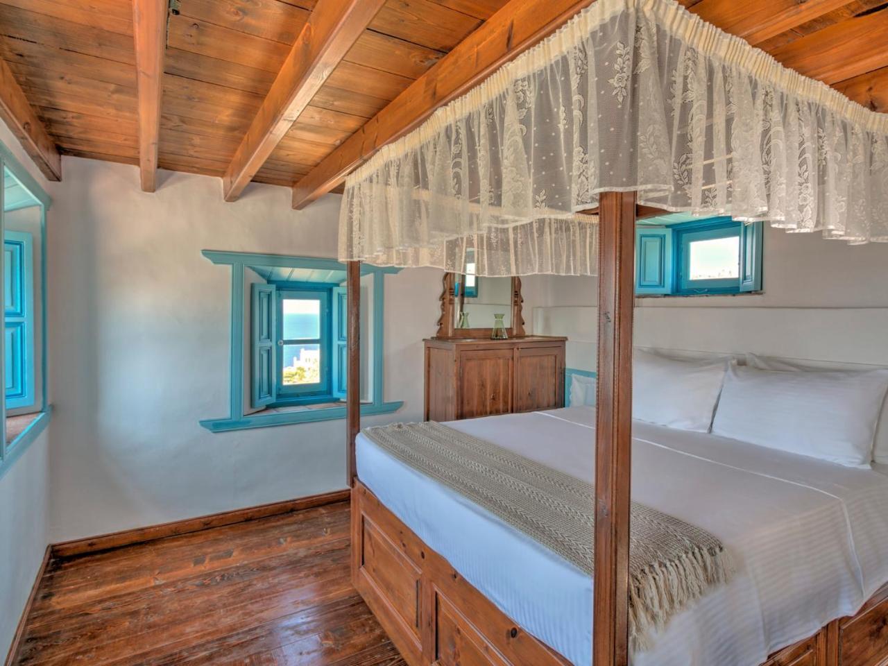 Eirini Luxury Hotel Villas Grikos Bay  Ngoại thất bức ảnh